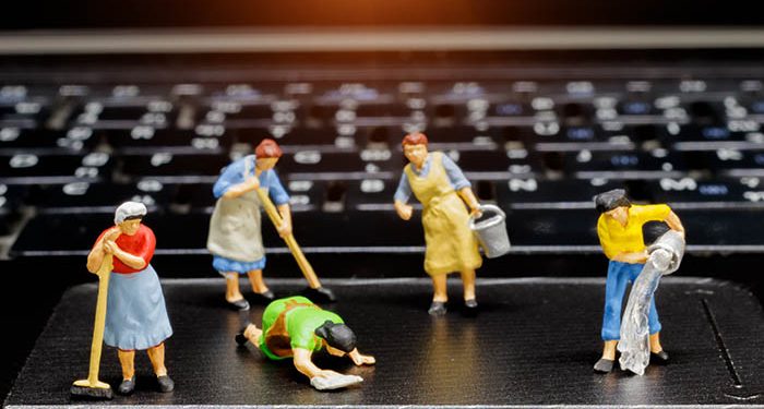 Hedef olmamak için dijital ayak  izlerinizi silin