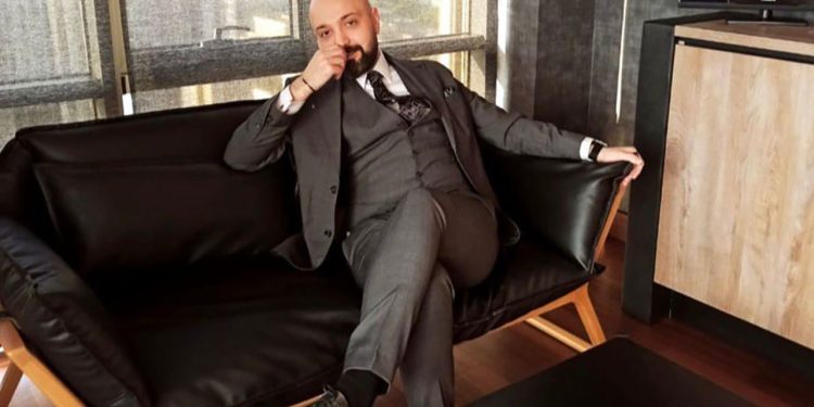 Altuğ Adanur kimdir?