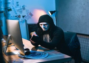 Hackerların en büyük amacı kimlik bilgilerinize ulaşmak