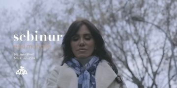 Sebinur “Eski Mahalle” adlı şarkısıyla sonbahar aylarına damga vuracak!
