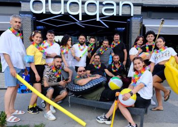 Duqqan Sahne’de muhteşem “Beach” party