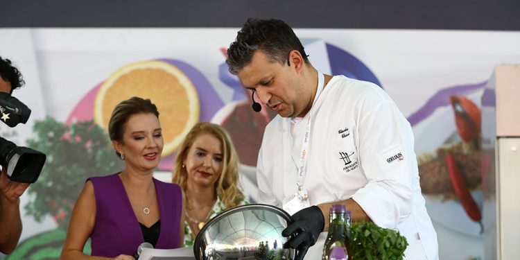 Adana Lezzet Festivali coşkusu devam ediyor