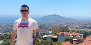 Özgür Kahya giyim sektörünün sorunları hakkında çarpıcı açıklamalarda bulundu