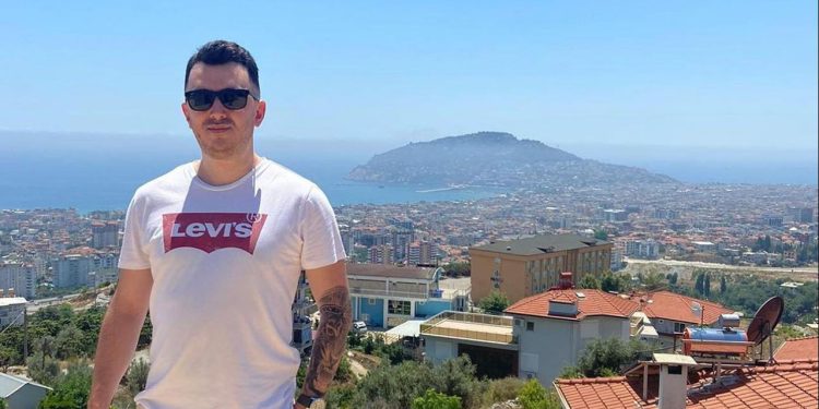 Özgür Kahya giyim sektörünün sorunları hakkında çarpıcı açıklamalarda bulundu