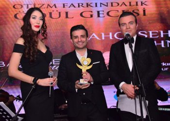 Lami Uyar’a anlamlı ödül