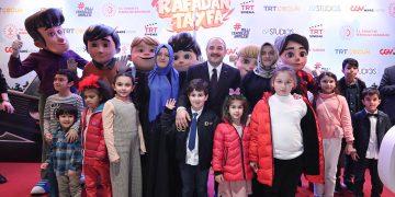 Galaktik Tayfa’ya muhteşem gala