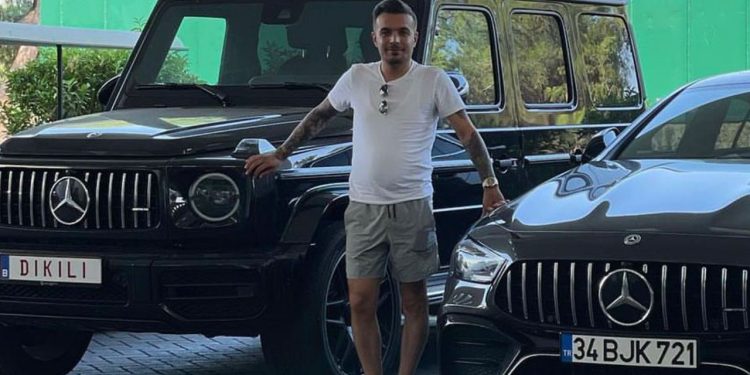 Murat Yaşar kimdir?