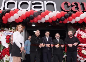 Duqqan Cars görkemli bir açılışa imza attı