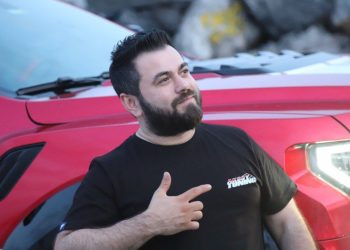 İslam Aksoy kimdir?