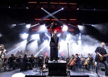 maNga’dan açık havada yağmur altında senfoni konseri