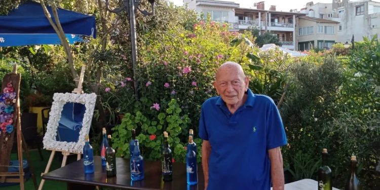 Ünlü prodüktörden resim sergisi