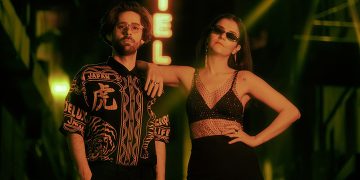 Alternatif müziğin başarılı ikilisi Mert Tunçmakas ve Eda Baba’nın ilk düeti “Kaçıyorum” listelerde yeni bir Antidepresan etkisi yarattı!