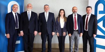 Takım Tezgahları Sanayicileri ve İş İnsanları Endişeli