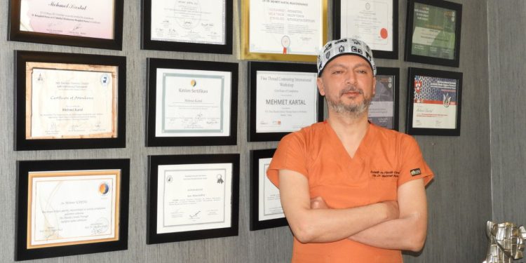 Op.Dr. Mehmet Kartal Kimdir ?