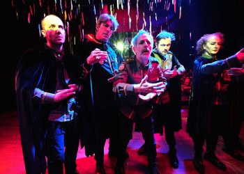 Ali Poyrazoğlu’ndan modern Jül Sezar’a tam not “Herkes izlemeli”