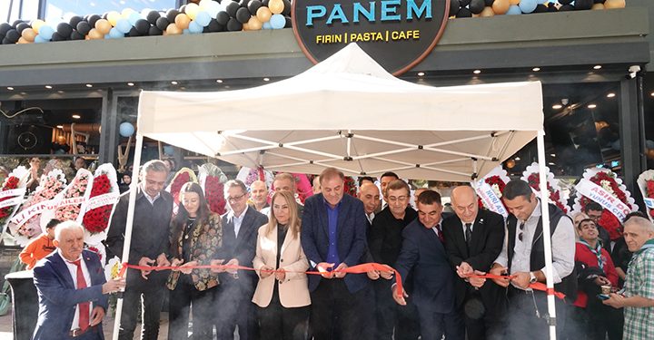 Panem Pasta Fırın Cafe açılışına yoğun ilgi