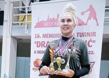 Banu Karadağlı diye yazılır “Melek” diye okunur