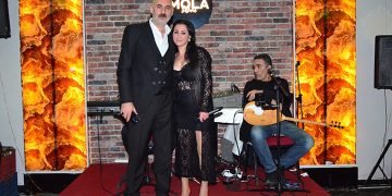 Yeni Mola Sahne Birsen Aslan’ı sahnesinde ağırladı