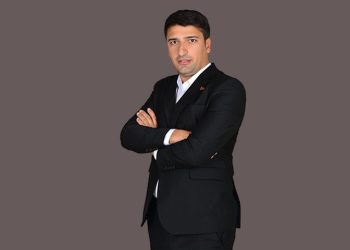 Yerel seçimlerde bağımsız olarak aday olan Cüneyt Kılıç vaatleriyle ön plana çıkmaya devam ediyor.