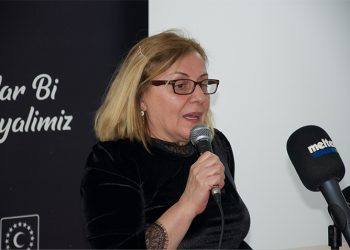 Bağımsız Türkiye Partisi Küçükçekmece Belediye Başkan Adayı Serap İrdemen basın ve STK temsilcileriyle bir araya geldi.