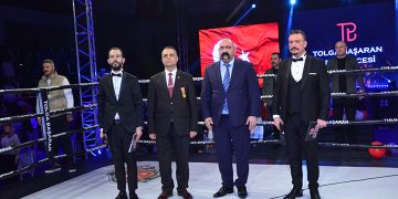 Tolga Başaran spor gecesinde tarihi rekor bağış