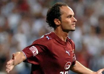 Eski milli futbolcumuz Ersen Martin hayatını kaybetti