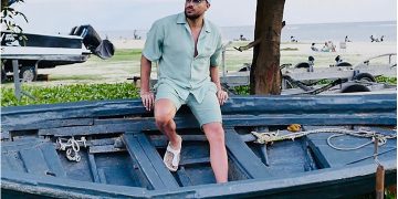 Yenilikçi sanatçı Murat Balcı, Afrika Mauritius Adası’nda çektiği ve ilk fefa yönetmenliğini de kendi üstlendiği klibi ile sevenleriyle buluşmaya hazırlanıyor.