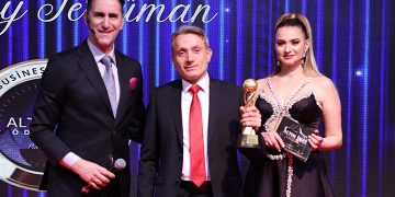 ALTIN İNCİ ÖDÜLLERİ SAHİPLERİNİ BULDU; YILIN EN BAŞARILI BUNGALOV MARKASI TOLİ BUNGALOV OLDU