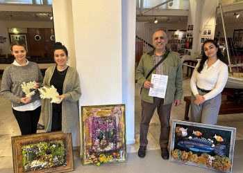 Vedat Akman tablolarını müzeye bağışladı