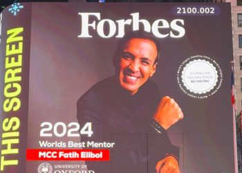 Forbes tarafından yılın mentoru seçilen MMC Fatih Elibol, New York Times meydanında