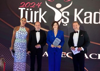 Türk İş Kadınları Plaket Töreni, Fuat Paşa Yalısı’nda Gerçekleşti