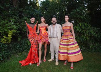 Murat Acar’dan tarihi köşkün bahçesinde 10. yıl defilesi