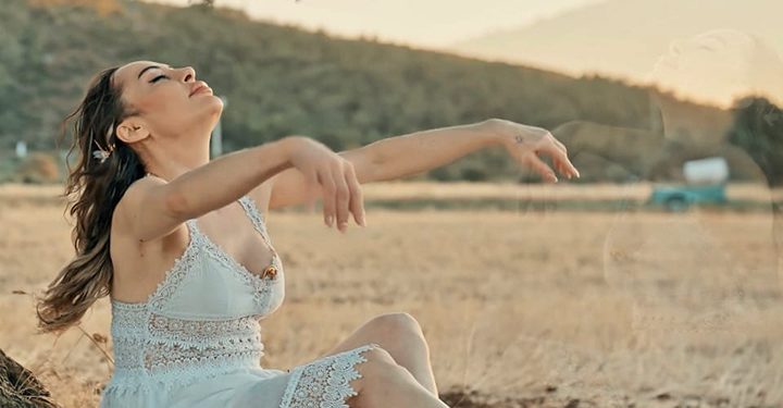 Sultan Bozkurt’tan “Hey Onbeşli” adlı türküye muhteşem cover