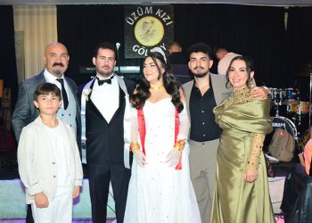 Çapraz ve Kök ailelerinin mutlu günü