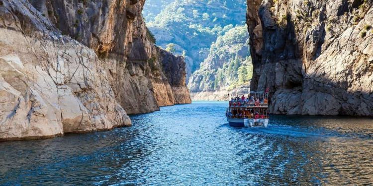 Discover Alanya’s Hidden Gem: Green Canyon Adventure